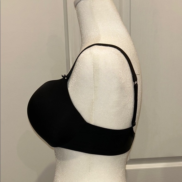 Victoria’s Secret Black Women's Bra - Picture 4 of 6